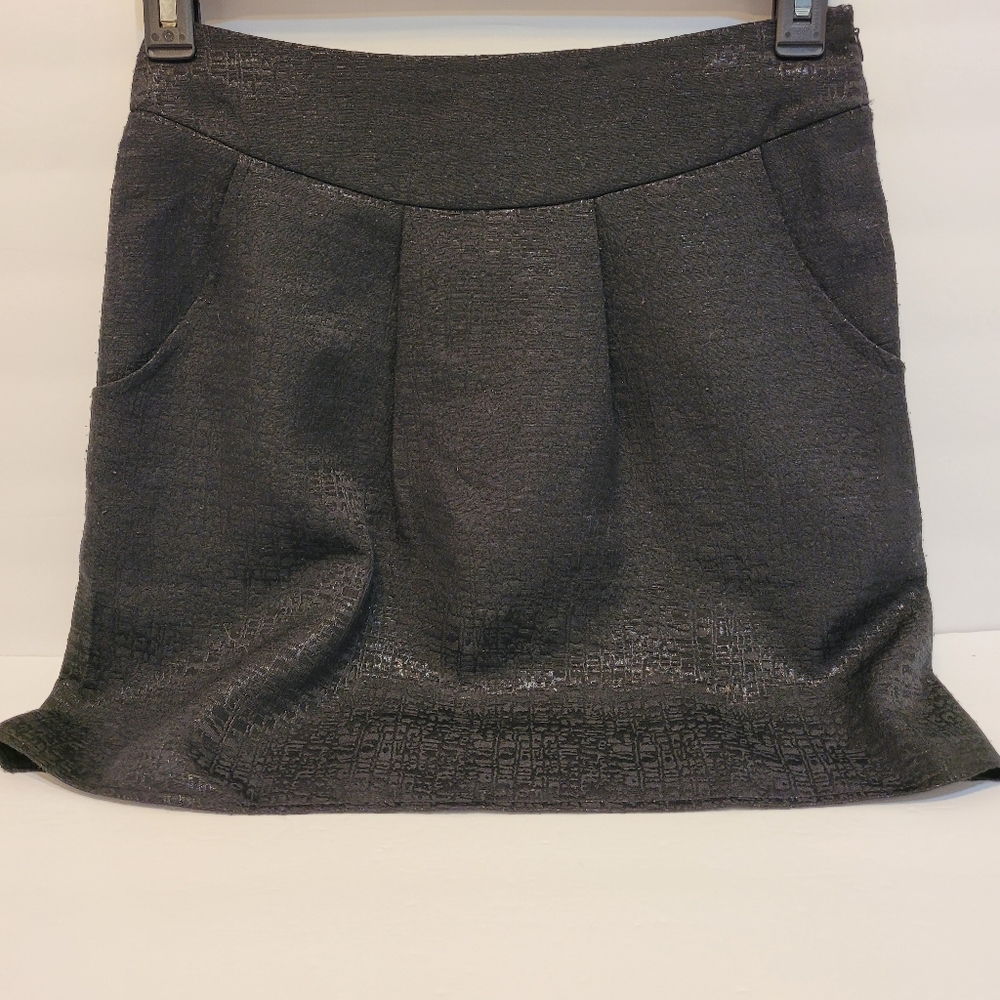 Criss Cross, black‎ Skirt, size M